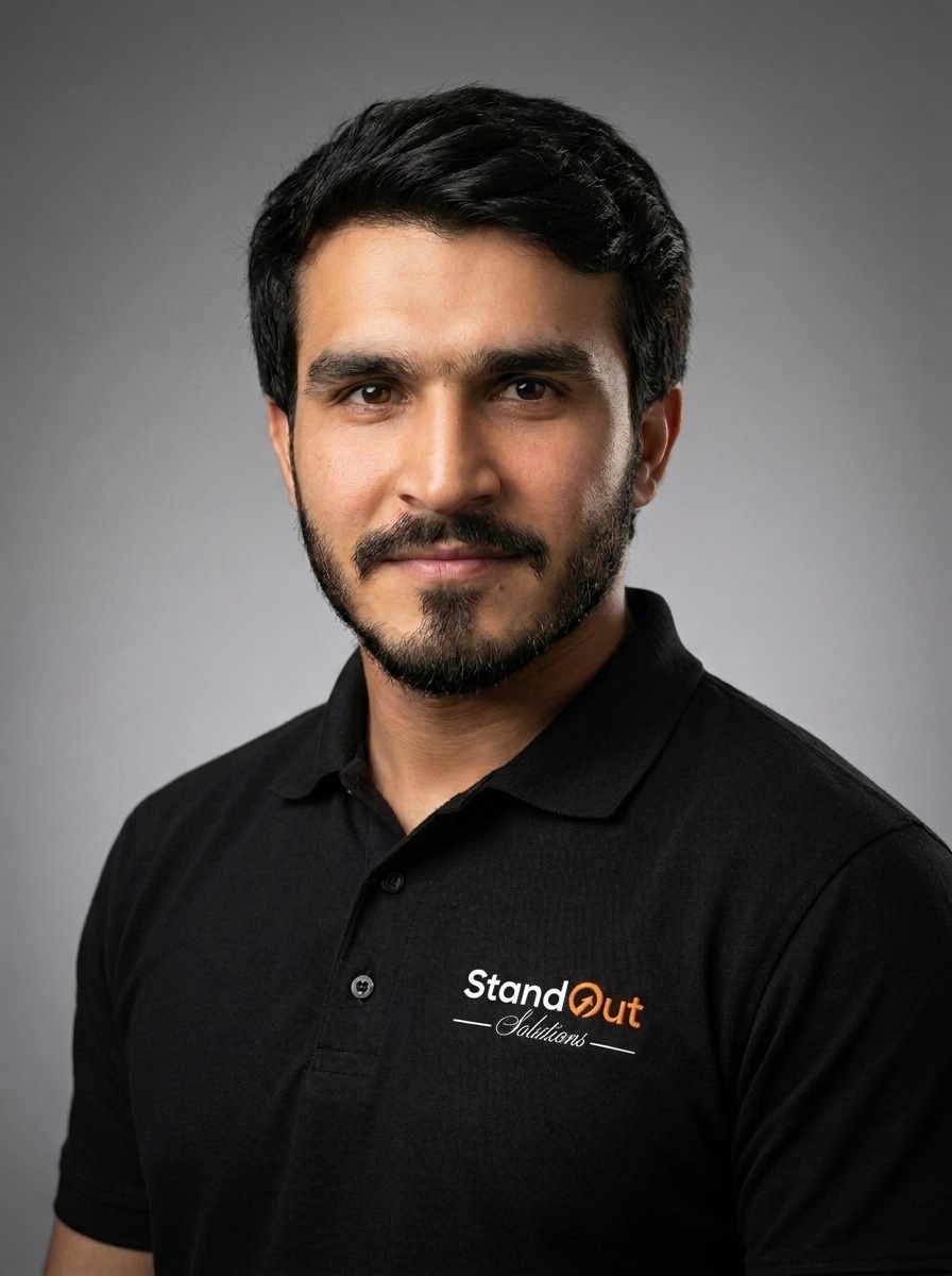 Murtaza ( Graphic Designer & Content Strategist )